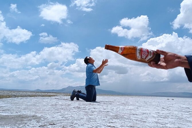 Full Day Tour To The Salt Lake Salinas in Arequipa - The guide makes it work: Gustavo’s Spanish and English flow