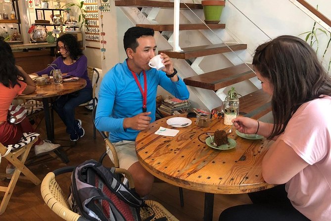 Great Bike Tour in Lima - Miraflores seaside views and the Malecón parks feel like the payoff