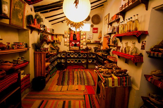 Group Cooking Class in Cusco with Pisco Tasting - Traditional snacks with alpaca and guinea pig: a cultural taste test