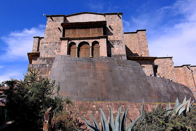 Half day - Cusco City Tour - Private Service - Saqsayhuamán: The Stone You Feel in Your Hands (Even From a Distance)