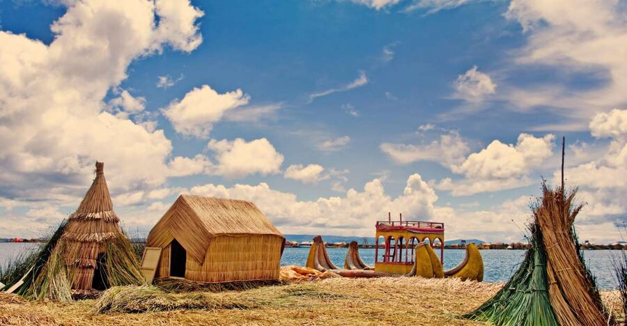 Half Day Guided Lake Titicaca Tour to Uros Floating Islands - Returning to Puno: another speedboat, another set of views