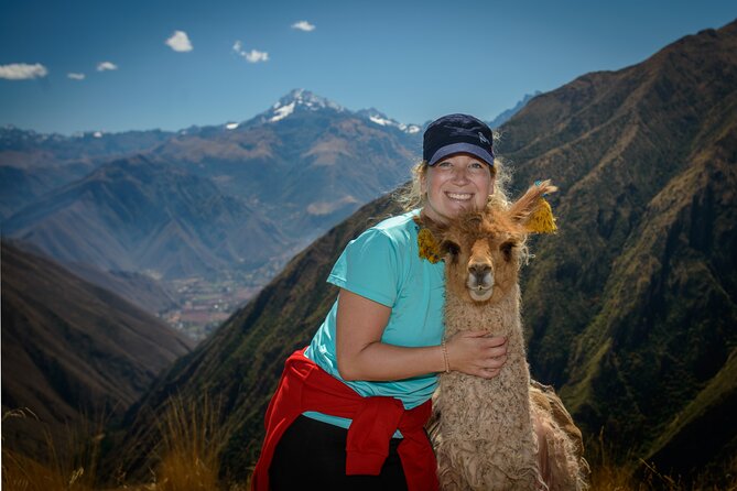 Hike with Llamas and Alpacas in the Sacred Valley from Cusco - The 4 to 5 hour hike: terraces, shepherds, and Andean views