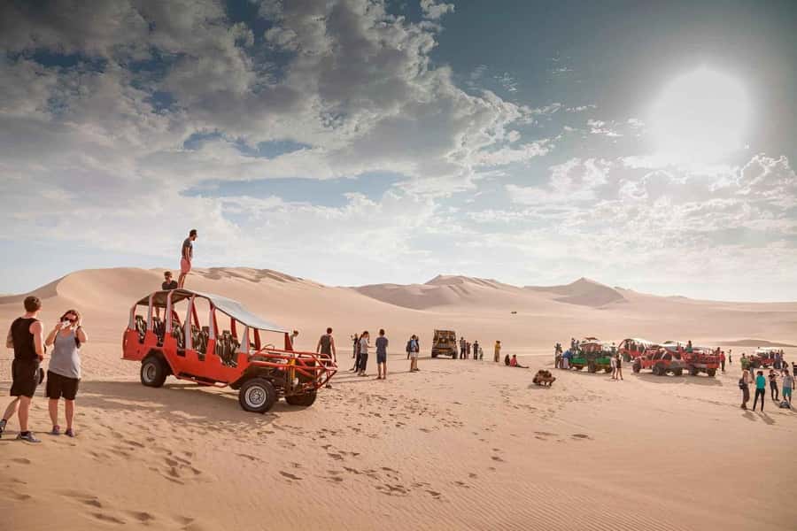 Huacachina: Buggy en las Dunas al Atardecer y Sandboarding - The 4x4 Buggy Ride, Dune Climbs to About 30 Meters