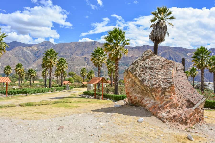 Huaraz: Full-day Tour to Lake Parón with Optional Lunch - Private lakeside lunch vs bringing your own snacks