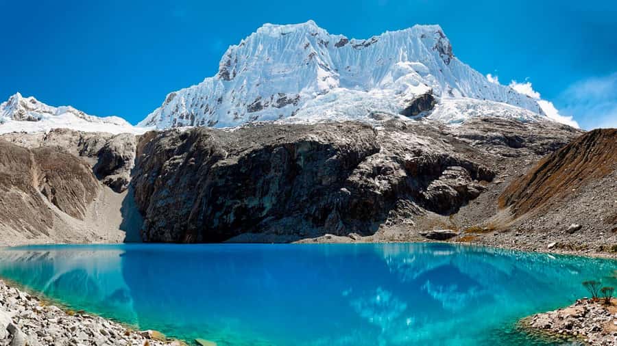 Huaraz: Visit to Laguna 69 - The uphill hike: what you will likely notice on the way
