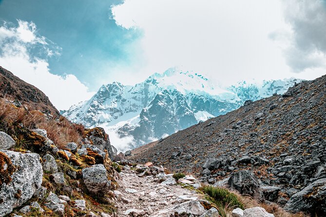 Humantay Lake and Salkantay Pass Trek - 2 Days / 1 Night - Guides, Group Feel, and What to Watch for