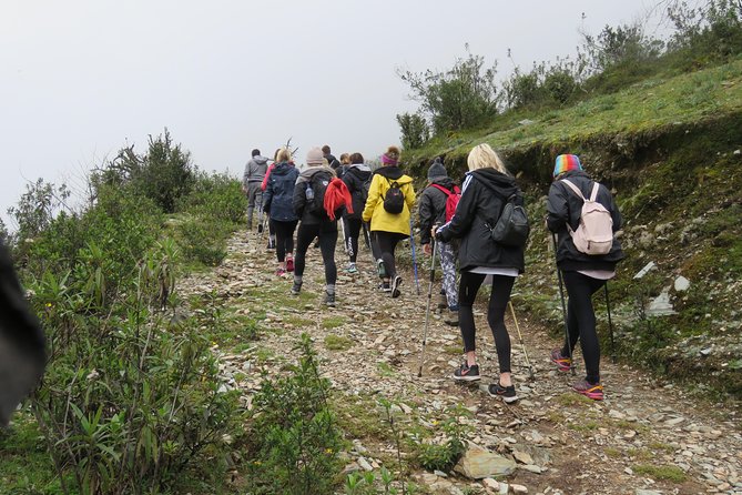 Humantay Lake Full-Day Adventure: Scenic Trek and Stunning Views - Safety, altitude support, and pacing: what the tour includes