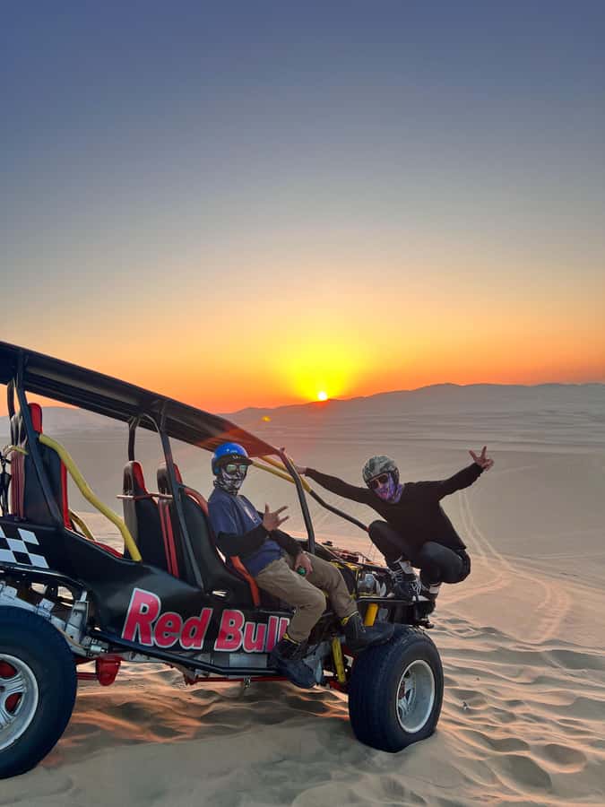 Ica/Huacachina: Crazy buggy in the dunes at sunset + sand sled - Getting to the Dunes from Ica: A Quick Walk, Then Go Time