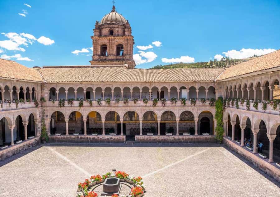In Cusco: Saqsaywaman, Qenqo, Pukapukara, Tambomachay. - Key highlights at a glance