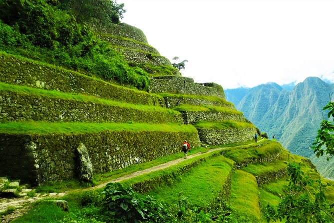 Inca Trail hike 4 days to Machu Picchu with panoramic Train - Day 1: KM 82, Patallacta, Llaqtapata, and the first camp at Ayapata