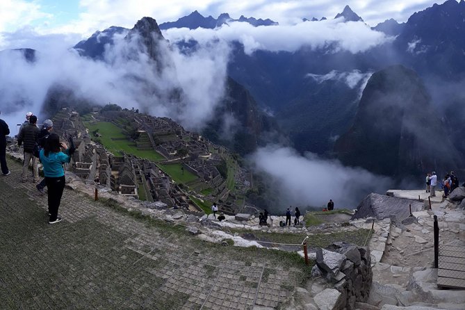 Inca Trail to Machu Picchu - One Day! - Glamping Service - Chachabamba: the historical warmup before the real climbs