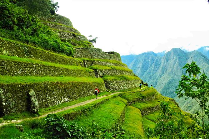 Inka Trail 4 Days to Machupicchu - Day 2: Warmiwañusca (Dead Woman) and the hardest climb