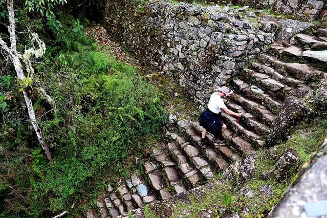 Inka Trail to Machu Picchu Classic 4-Day Adventure - Day 1 to Ayapata: from Km 82 checkpoints to your first campsite