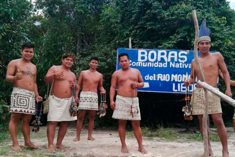 Iquitos: Amazon Jungle in 3 Days: Adventure and Culture - Your Guide and the Small-Group Advantage (Leon’s Style)