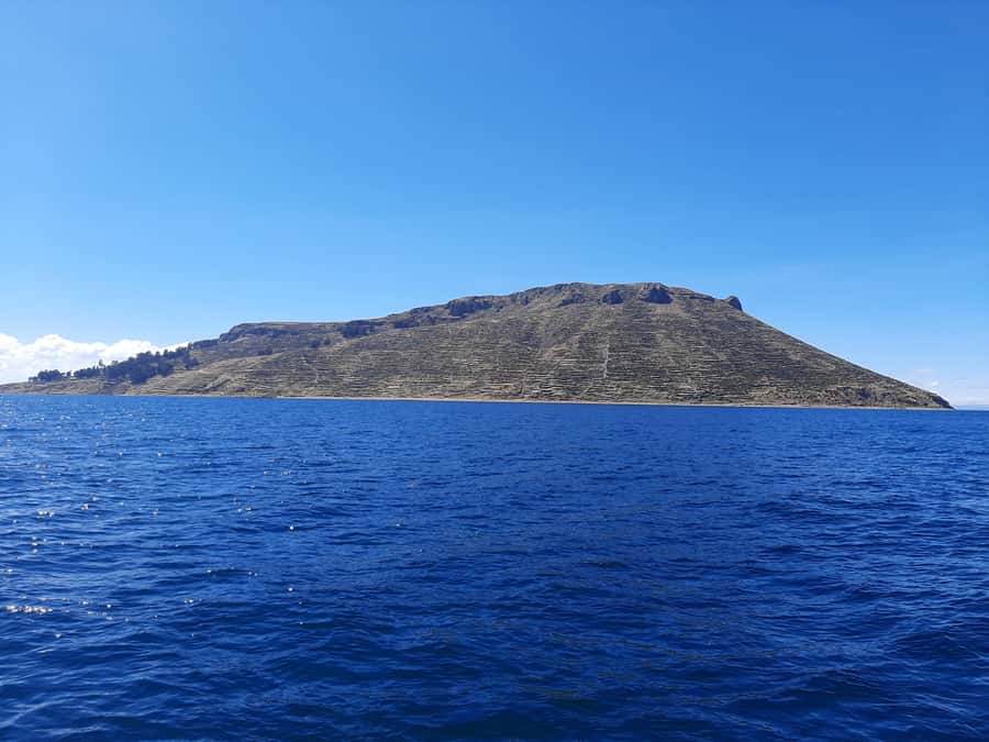 LAKE TITICACA 2-DAY EXCURSION: UROS AMANTANI AND TAQUILE + 3 MEALS - Puno to Lake Titicaca, with a Clear Game Plan