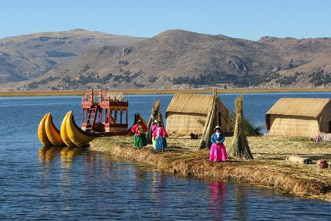 Lake Titicaca (Day Trip) Uros & Taquile Islands - Stop 1, Uros Floating Islands: Welcomes, Homes, and a Passport Stamp