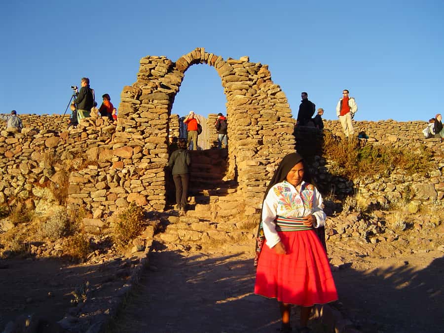 Lake Titicaca, Uros and Taquile Full-Day Tour - Should you book this Lake Titicaca, Uros and Taquile full-day tour?