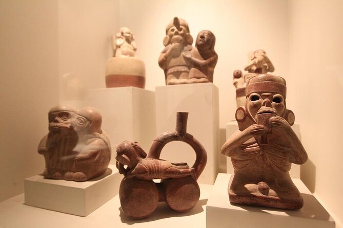 Larco Museum Tour - Treasures of Ancient Peru - Ceramics, textiles, metallurgy: how a guide turns objects into stories