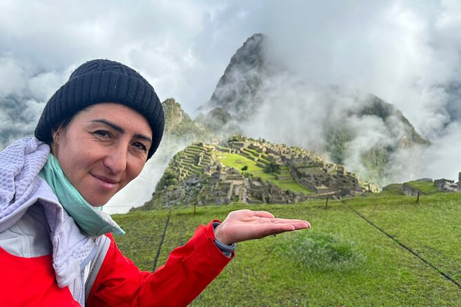 Lares Trek To Machupicchu With Thermal Baths 4Days - Day 3: Willcaccasa Pass, Cuncani Stop, Lares Hot Springs Recovery, Then Train to Aguas Calientes