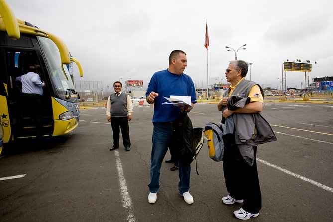 Lima Airport Departure Transfer - Language Support: Spanish Driver and the English Guide Option