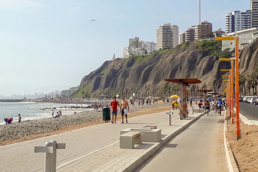 Lima Bike Tour: La Costa Verde & Jesus Statue in Chorrillos - Biking vs Segway: what to choose if you’re unsure