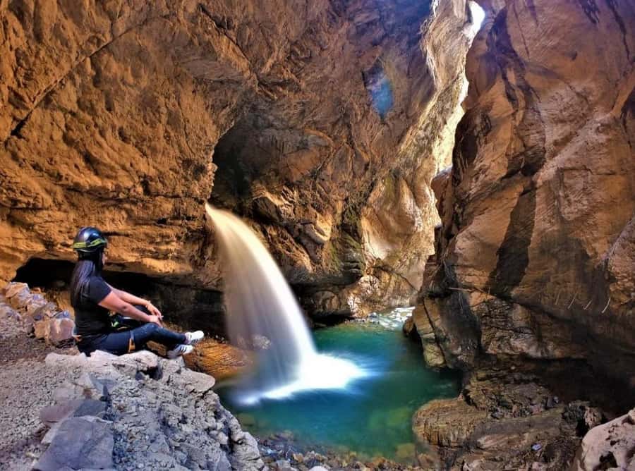 Lima: Cañon de Autisha | Explore the Center of the Earth - Lunch and Lima’s highest bridge: optional bungee planning after the caves