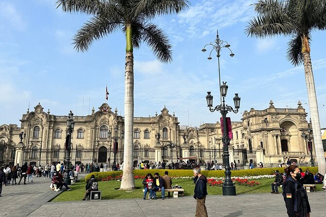 Lima City, Central Market & Catacombs Tour (Pick-up & Drop Off) - Mercado Central: Peruvian daily life in a short guided taste of the city