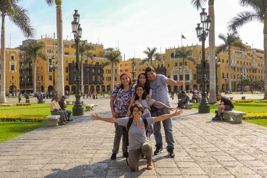 Lima: City Highlights Small Group Tour - Plaza Mayor de Lima: cathedrals, the government core, and the iconic balconies