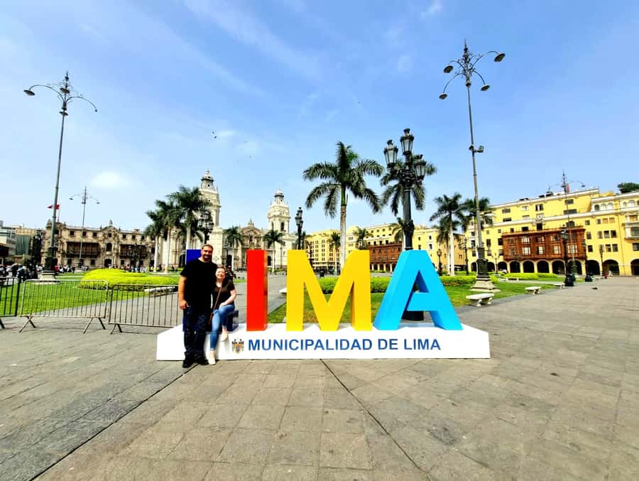 Lima: City Highlights Walking Tour & Catacombs - Iglesia de La Merced: A Quick Cultural Stop With Real Atmosphere
