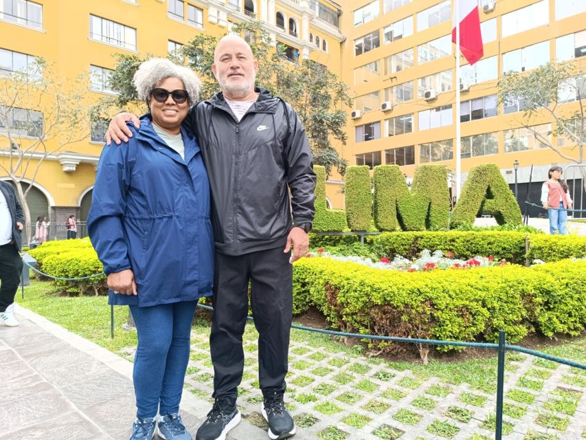 Lima: City Highlights Walking Tour & Catacombs - Plaza Mayor de Lima: Power, Faith, and Government in One View