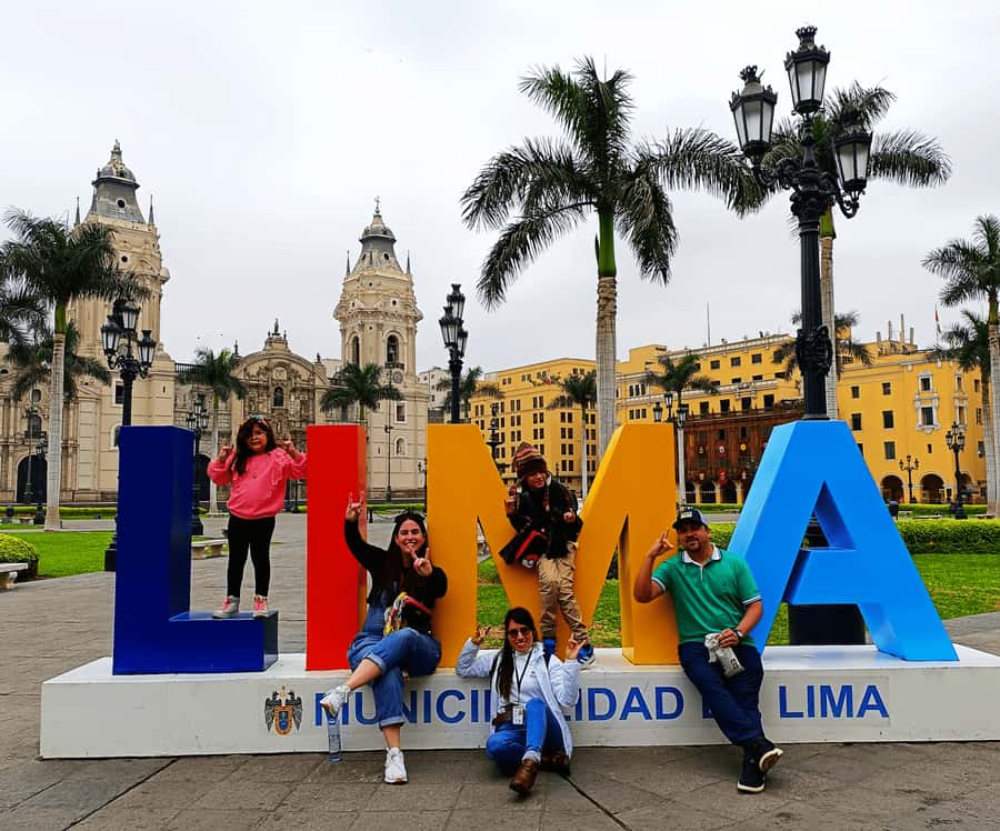 Lima: City Highlights Walking Tour & Catacombs - The Catacombs-Monastery of St. Francis: The Underground Finale