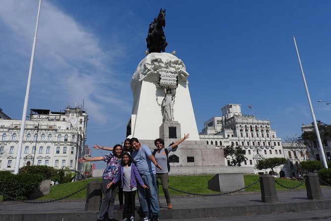 Lima City Tour - King´s City - Guides and Transport: Private, Air-Conditioned, and Calm in the Historic Center