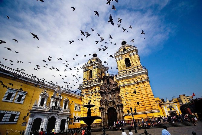 Lima City Tour. Pre-Hispanic, Colonial and Modern Tour. - Stop 2: Parque El Olivar de San Isidro and the olive forest break