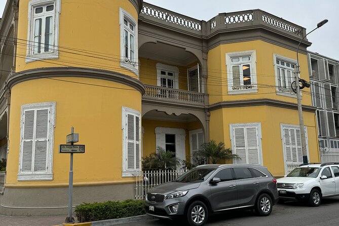 Lima Districts: Miraflores, Barranco and San Isidro - Stop 3: El Parque del Amor in Miraflores, art by the sea wall