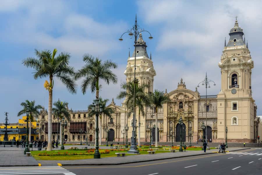 Lima Full-Day Main Attractions Tour - Pachacamac: seeing pre-Inca Peru with real context