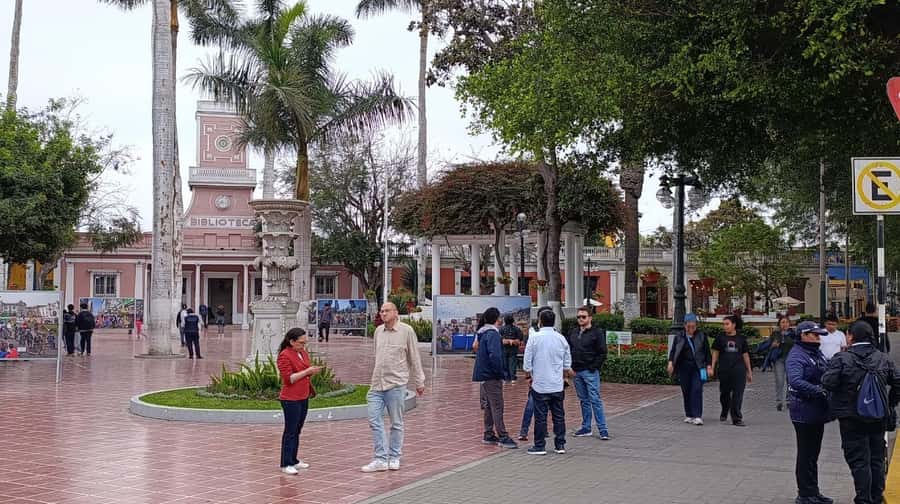 Lima Full-Day Main Attractions Tour - Convent of San Francisco and the catacombs: UNESCO, and yes, it’s intense