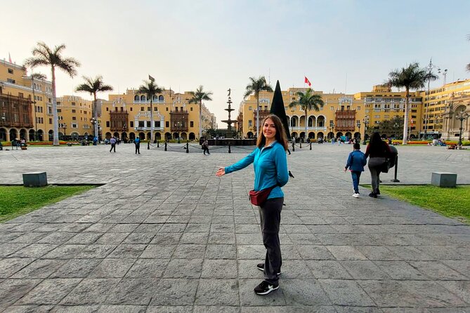 Lima Half-Day City Walking Tour (Small Groups) - Iglesia y Convento La Merced: the quick façade lesson