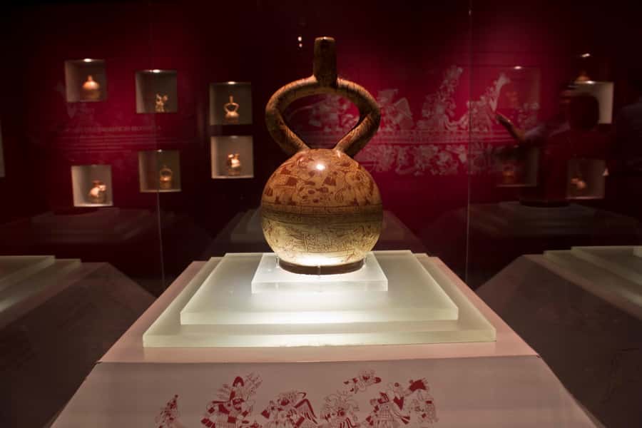 Lima: Half-Day Colonial Lima and Larco Museum Tour - What to Bring (and What to Leave Behind)
