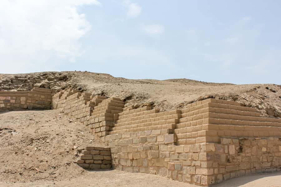 Lima:Half-Day Pachacamac, Barranco & Chorrillos Private Tour - Old Temple, Painted Temple, and Taulichumbi Palace Stops