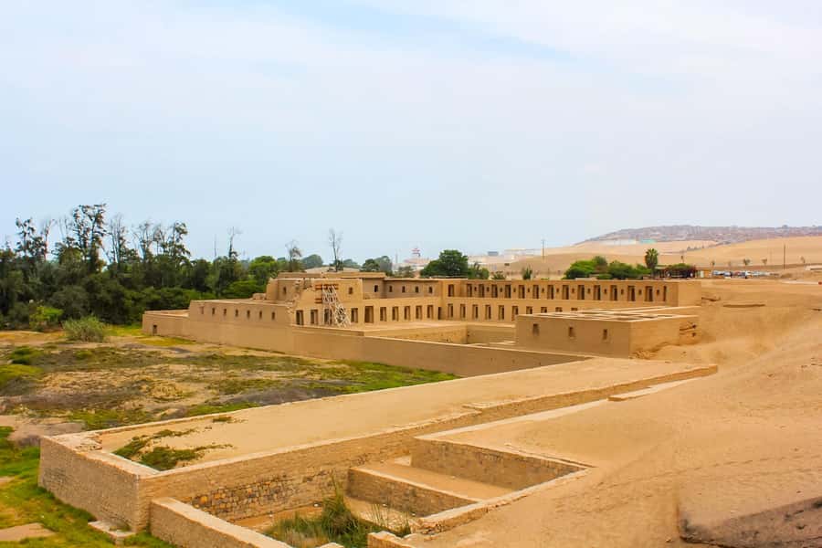 Lima:Half-Day Pachacamac, Barranco & Chorrillos Private Tour - Chorrillos: Coast Views With War-Era Context