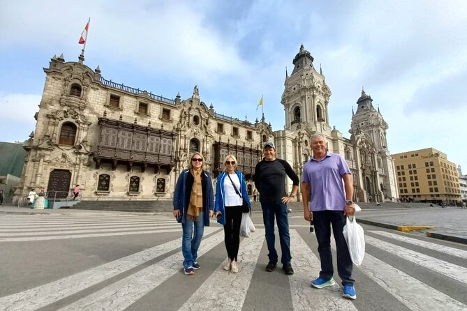 Lima Highlights All-Inclusive - Private transport between stops, shared group with a max of 10