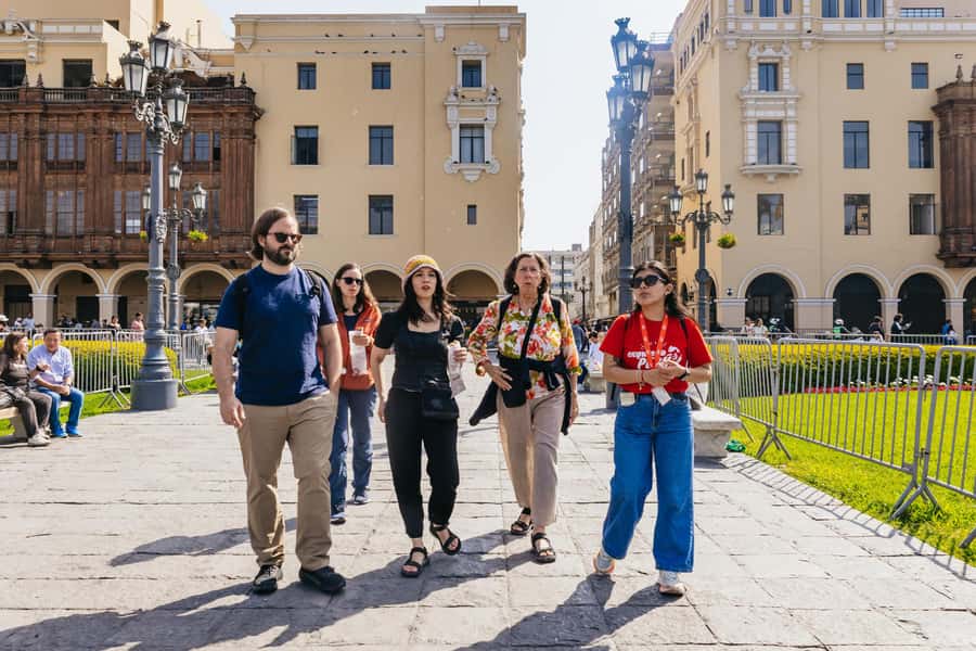 Lima: Historic Center Street Food, Market, and Eateries Tour - Iglesia de La Merced and Plaza Mayor de Lima: why the landmarks matter