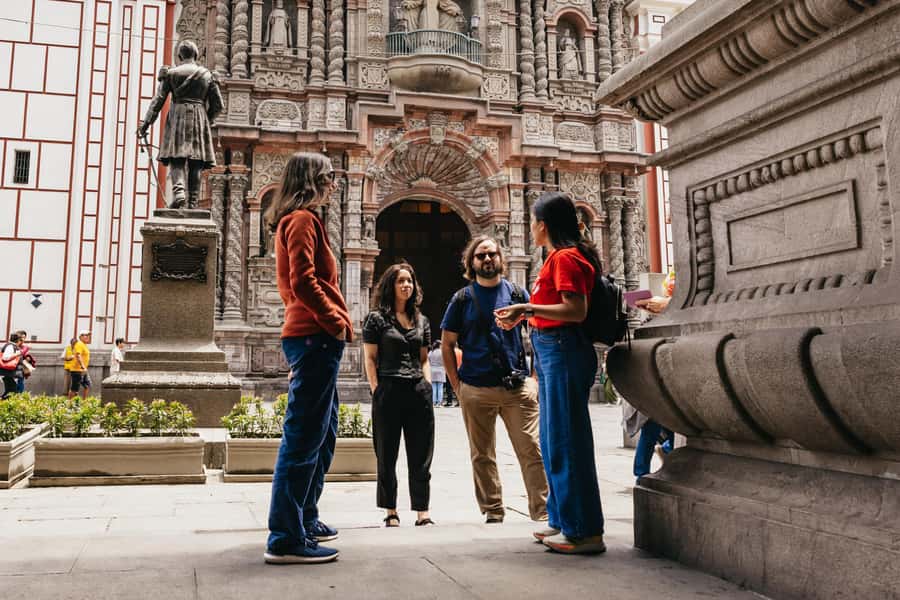 Lima: Historic Center Street Food, Market, and Eateries Tour - San Francisco Basilica and the Cathedral: colonial architecture, quick and effective