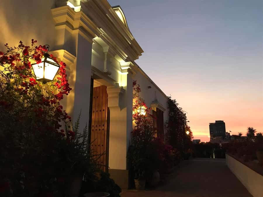Lima: Huaca Ruins and Larco Museum at Night with Dinner - Larco Museum at night: the real star of the evening