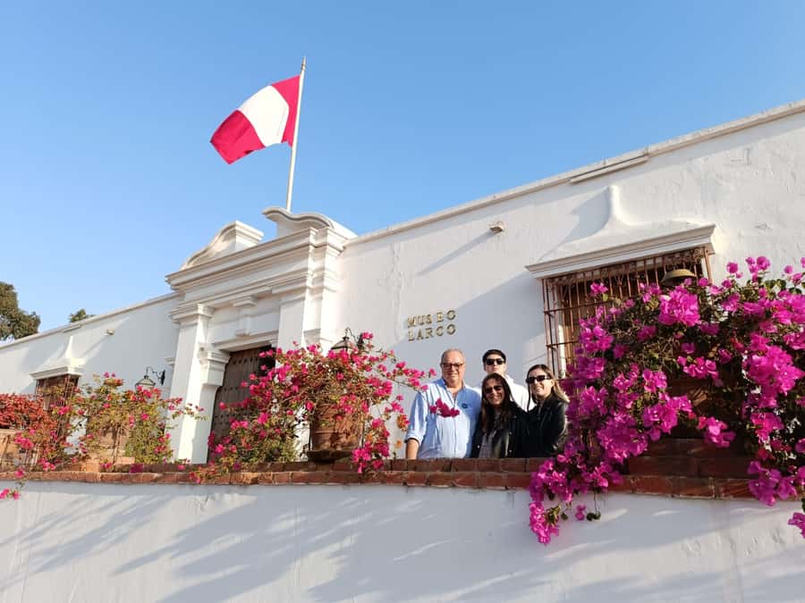 Lima: Larco Museum Entry Ticket & Guided Tour with Pickup - Key highlights at Larco Museum, with pickup that keeps it simple