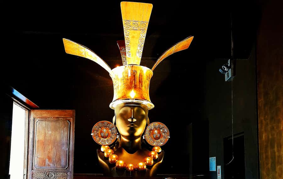 Lima: Larco Museum Entry Ticket & Guided Tour with Pickup - Free time, photos, and museum shopping without derailing your schedule