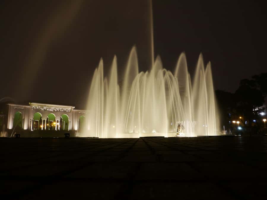 Lima: Magic Water Circuit with Dinner - Thursday-only show timing, how to avoid disappointment