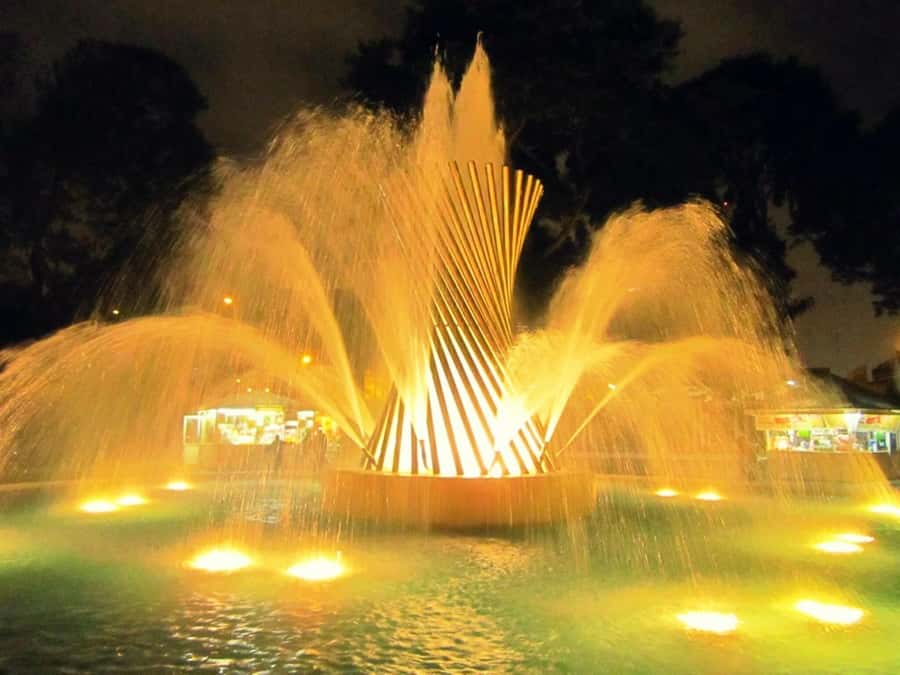 Lima: Magic Water Circuit with Dinner - Dinner in a 100-year-old republican house museum