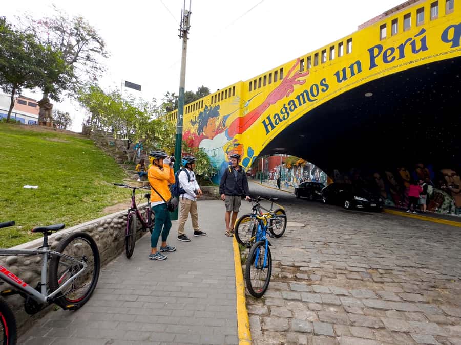 Lima: Miraflores & Barranco Guided Bike Tour - Passing Víctor Delfín’s house and the art-forward Barranco vibe