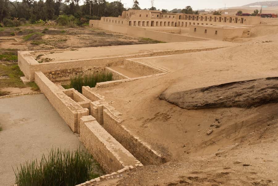 Lima: Pachacamac Ruins & Barranco Half-Day Guided Tour - Price and Value: What You Get for $59 Per Person